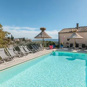 מלון Mas Des Romarins, The Originals Relais, גורדס